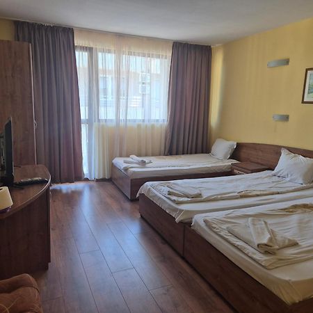 Vladimirov Guest House بريمورسكو المظهر الخارجي الصورة